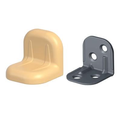 Уголок крепежный дуб молочный с пласт.крышкой (Бежевый)