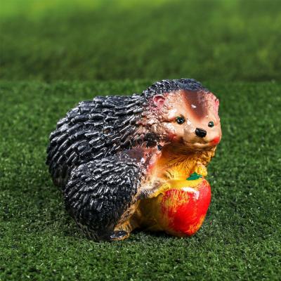 Садовая фигура Ежиха с яблоками 17*14*13см 1148464