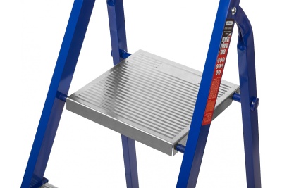 Лестница-стремянка стальная 3 ступ. 60см MIRAX